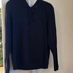 CHASER LONG SLEEVE LIGHTWEIGHT SWEATER WITH HOODIE. NWT. SIZE SMALL.